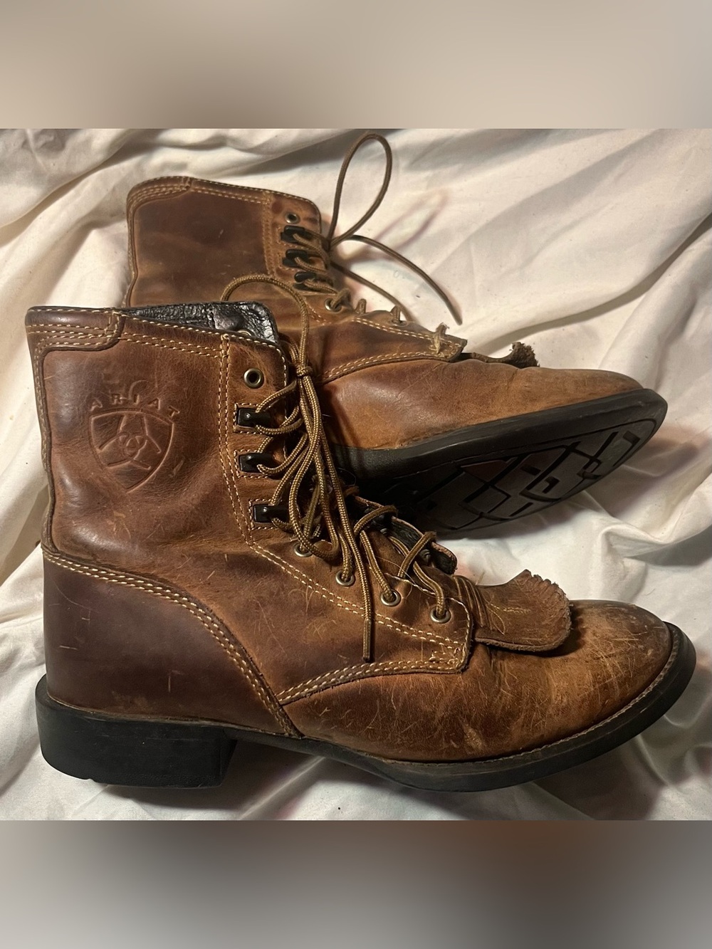 Ladies Ariat Size 6 B Lace Up Leather Boots Brown